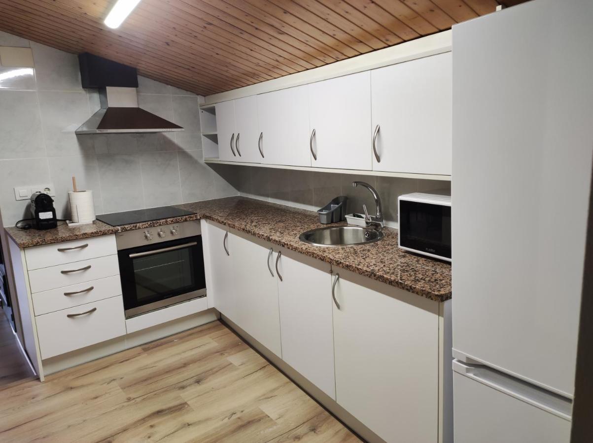 Apt 3 Atic Acollidor Al Centre De Vic - Aptgarbi Екстер'єр фото